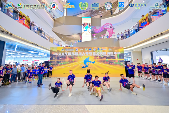 呈现一场真, 总会常务副